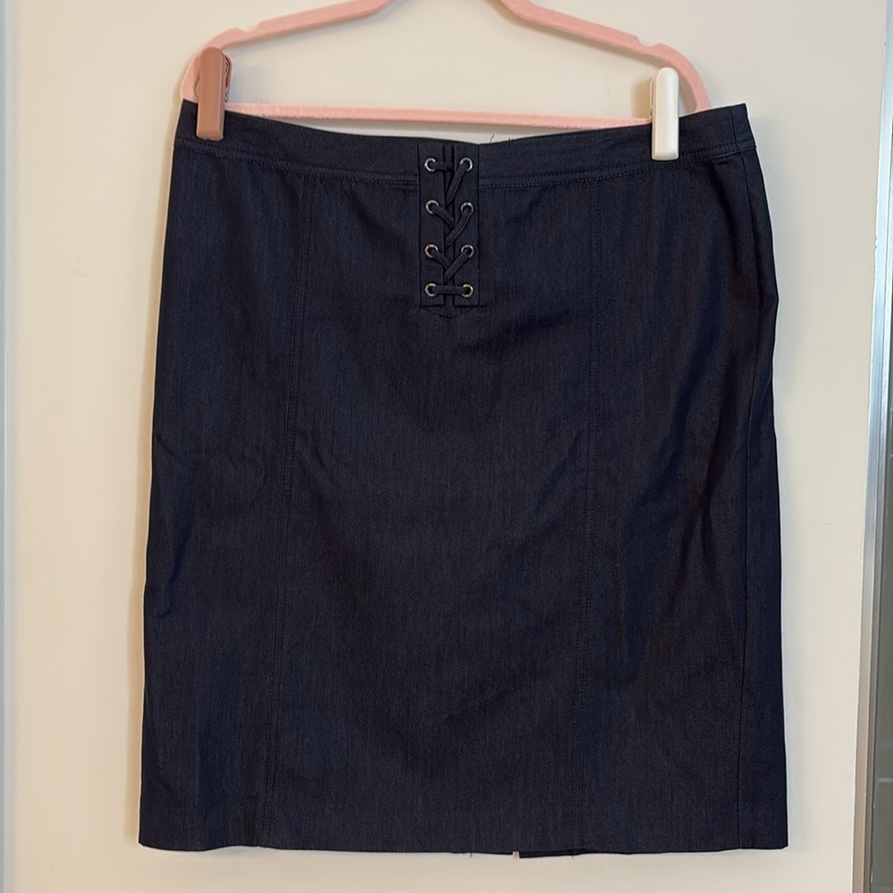 Talbots Navy Denim A-Line Skirt w/Criss Cross Front.  Back Zipper Size 16